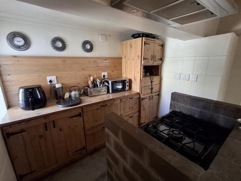 5 Bedroom Property for Sale in Stompneus Bay Western Cape